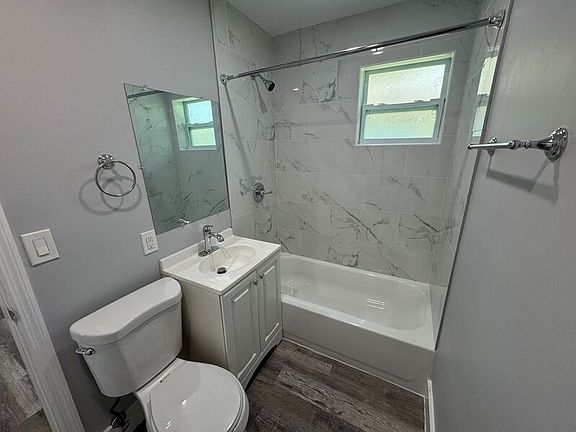 4th image of 2724 NW 6th Ct #3