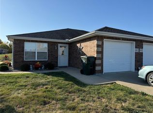 1302 Sandra Ave APT A, Warrensburg, MO 64093