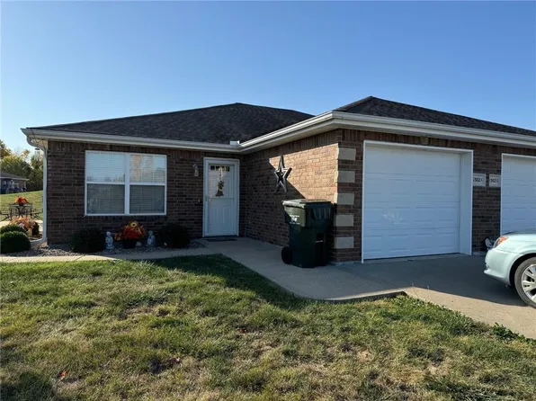 1302 Sandra Ave APT A, Warrensburg, MO 64093
