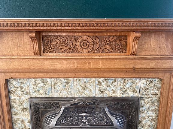 gorgeous antique mantle