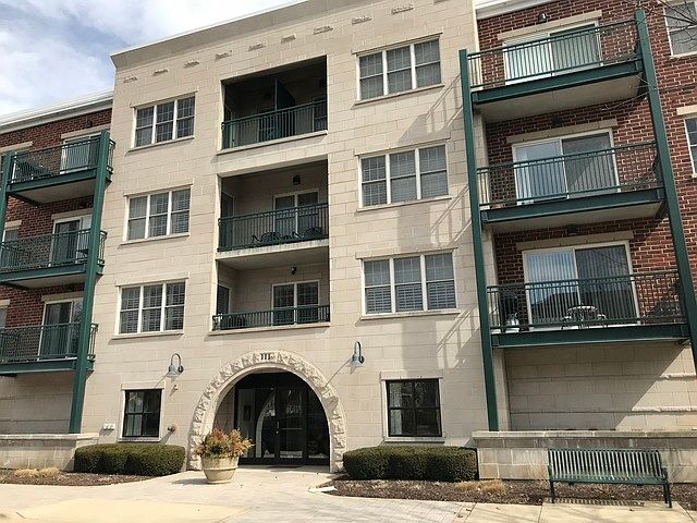 1st image of 111 N Larch Ave APT 404