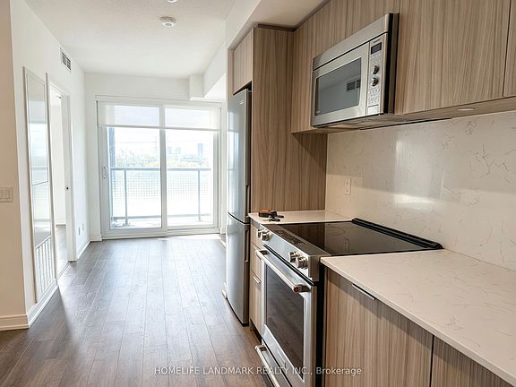5th image of 30 Samuel Wood Way #312