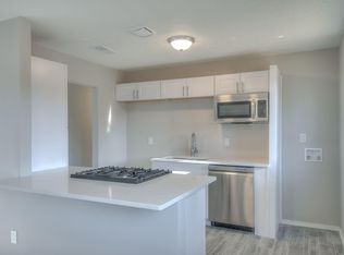 1014 Tomasita St NE, Albuquerque, NM 87112