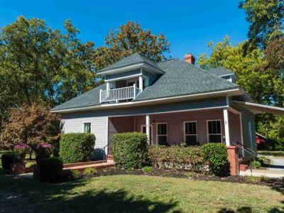 208 W Oconee St, Chesnee, SC, 29323