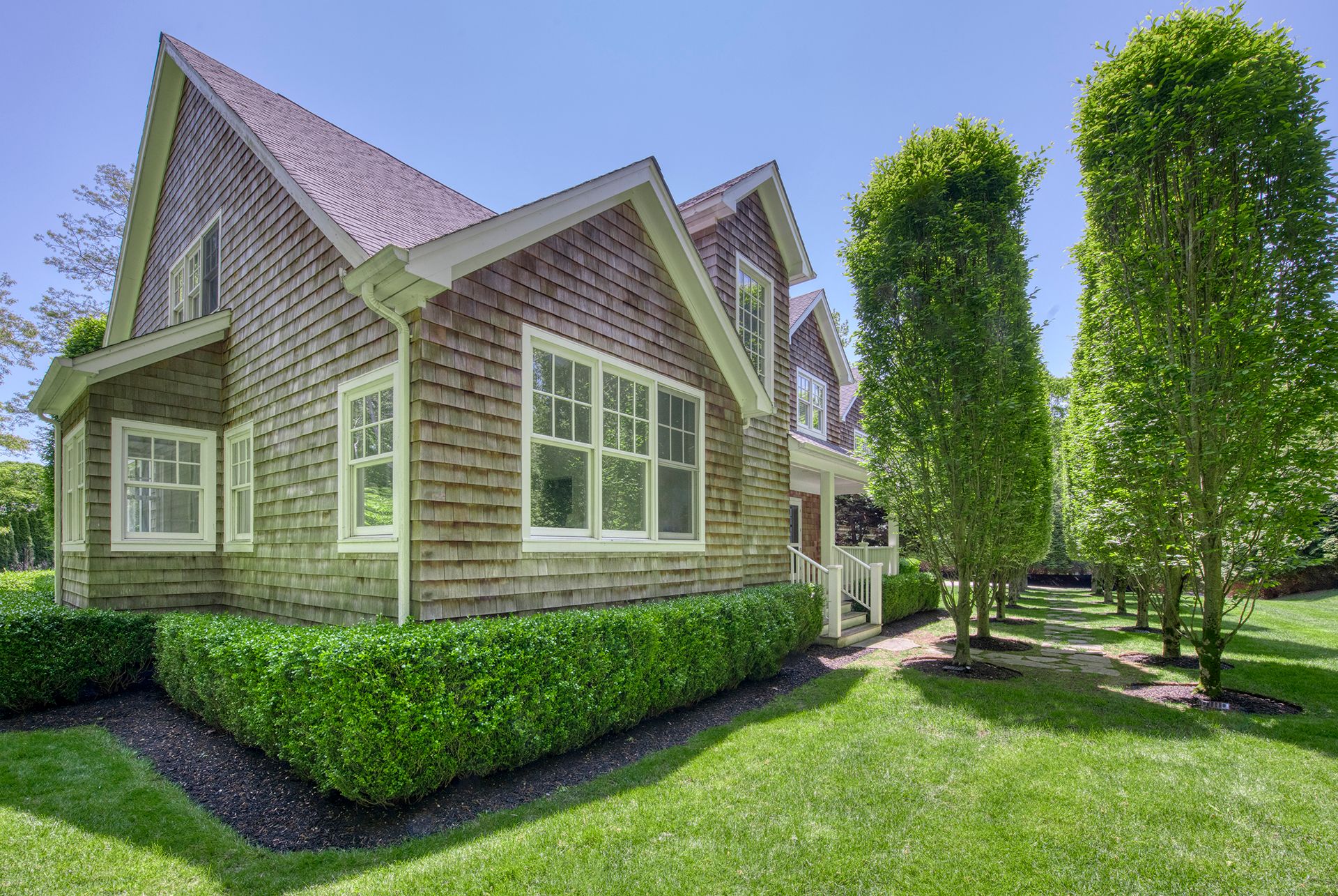 51 White Oak Ln, Southampton, NY 11968 Out East