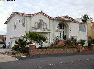 4415 Casa La Cresta Rd, Castro Valley, CA 94546