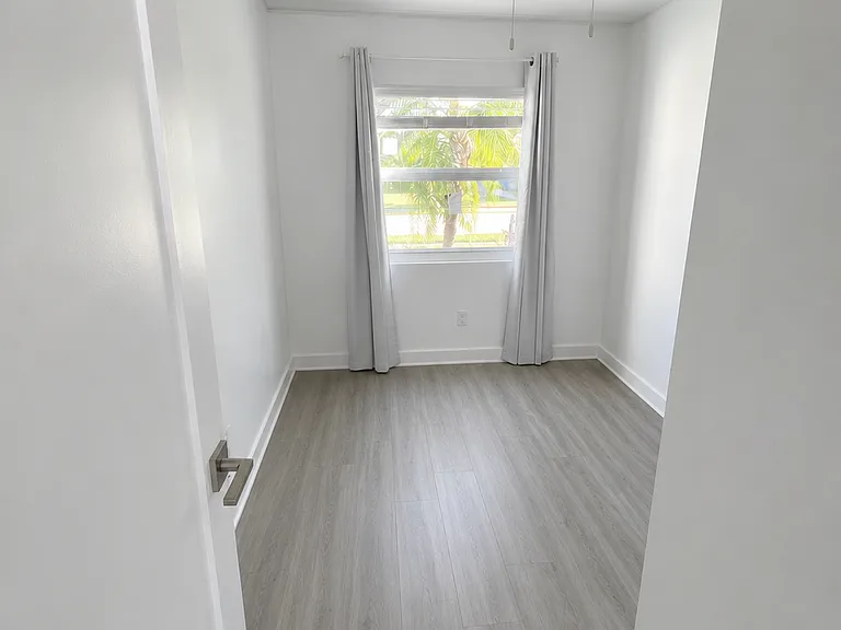 Stillwater Cir — Photo 12