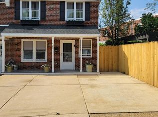 429 Shetland Rd, Darby, PA 19023