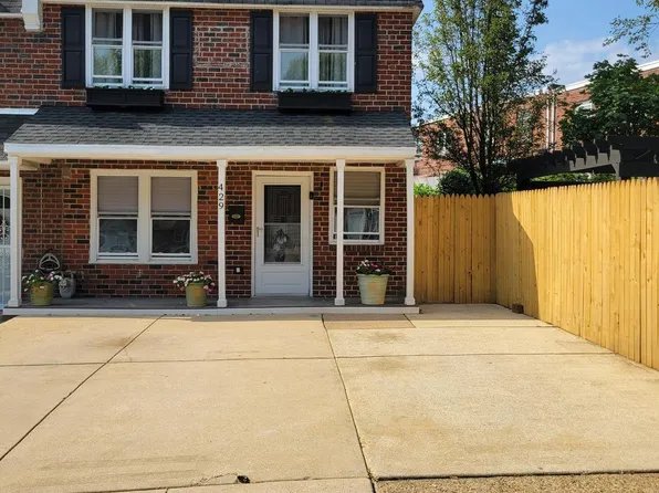 429 Shetland Rd, Darby, PA 19023