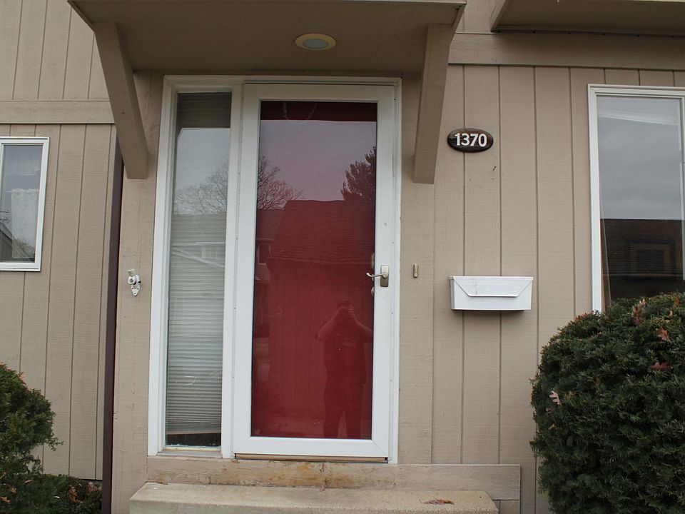 1st image of 1370 W Norton Ave #5