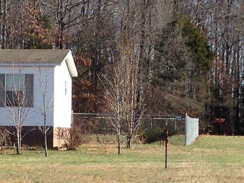 2nd image of 545 Finger Bluff Rd