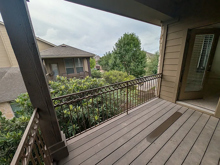 7301 Bandera Ranch Trl #A — Photo 26