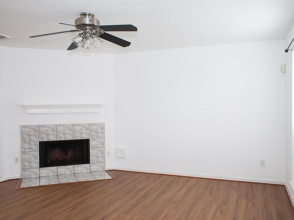 2nd image of 8910 Sage Place Dr