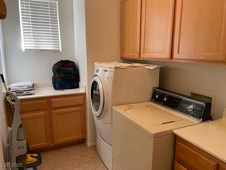 170 Arches Ct — Photo 23