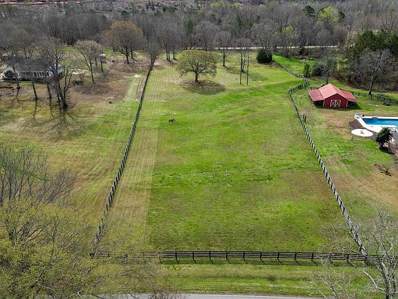 2nd image of 739 Jenkins Bridge Rd