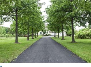 5901 Bradshaw Rd, Pipersville, PA 18947