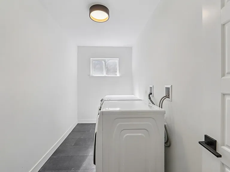 1175 Bodega Dr — Photo 24