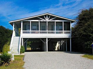 924 E Dolphin Dr, Oak Island, NC 28465