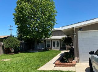 724 Center St, Costa Mesa, CA 92627