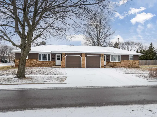 105/107 N Arch St, Janesville, WI 53548
