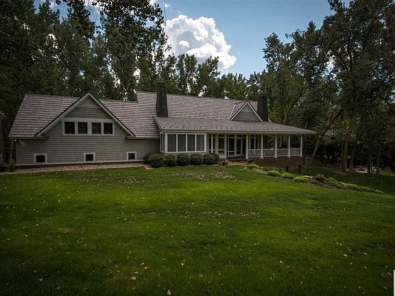 5th image of 955 Quail Hollow Cir