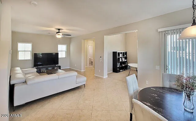 3 bed, 2.5 bath, 1874 sqft, $2,875 — Photo 4