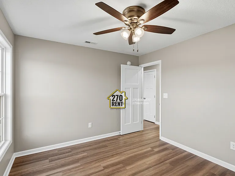 15 Paislynne Ct — Photo 30