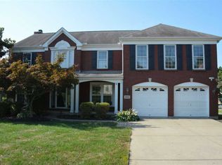 1901 Cambridge Dr, Burlington, KY 41005
