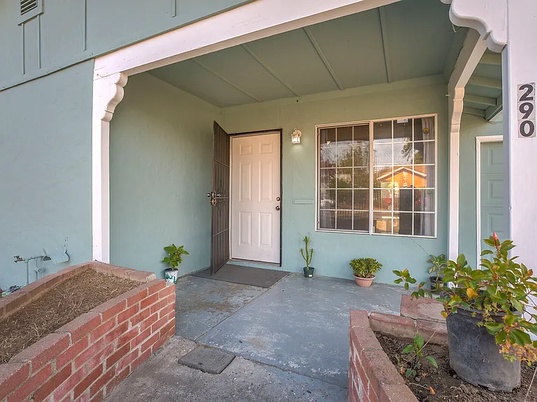 290 Lindley Dr — Photo 19