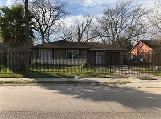 7826 Belbay St, Houston, TX 77033