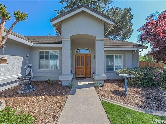 2nd image of 7780 Renfrew Ct
