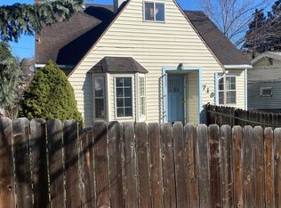 715 Roseway Dr, Klamath Falls, OR 97601