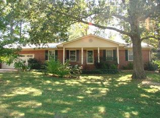 3007 Edgewood Dr, Scottsboro, AL 35769