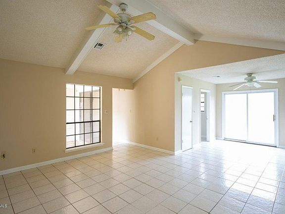 5th image of 125 Darteze Dr