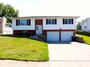 1708 88th Ave W, Rock Island, IL 61201