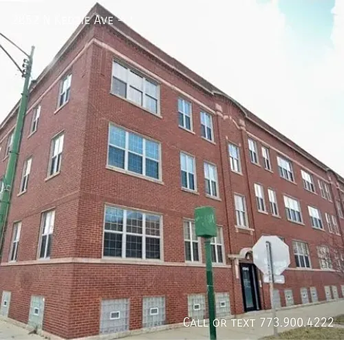 2852 N Kedzie Ave #3 Photo 1