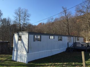 90 Rebeccas Ct, Martinsburg, WV 25403