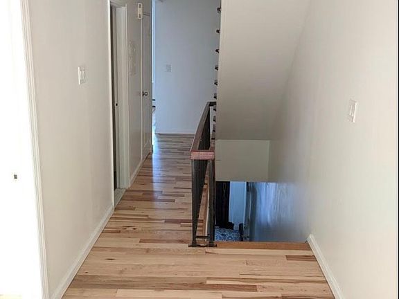 4th image of 53 Clinton Ave