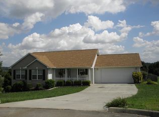 2917 Rhett Butler Dr, Louisville, TN 37777