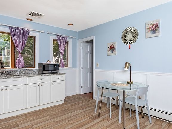 5th image of 84 West St APT 1