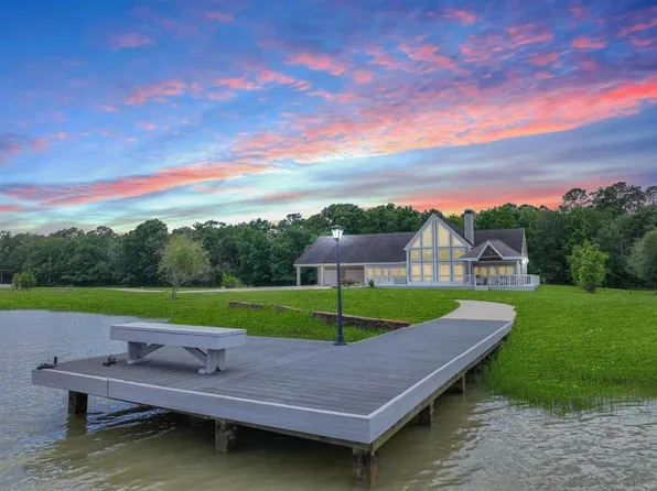 27140 Fm 365 Rd, Highway, TX 77705