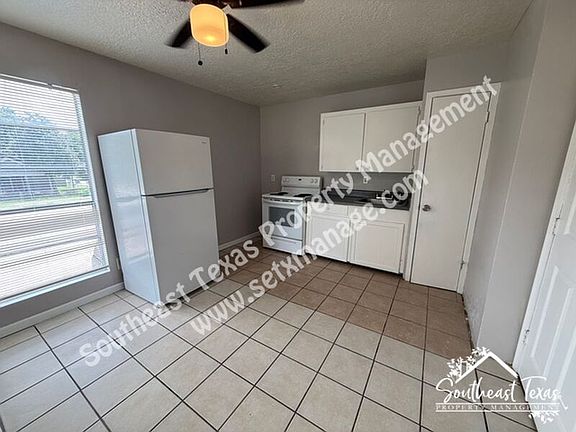 3rd image of 615 Adams St #D