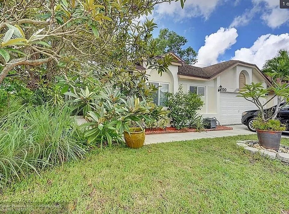 1st image of 200 Maddy Ln