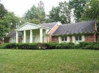 7131 Pine Birr Ln, Sylvania, OH 43560