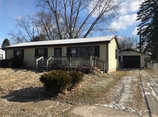 417 Fernway Rd, Kingsford Heights, IN 46346