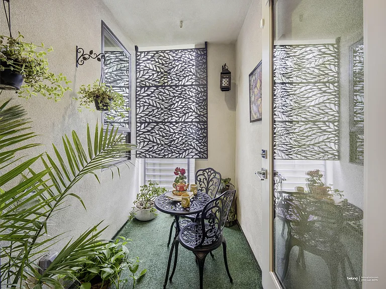 2111 N Cahuenga Blvd #14 — Photo 7