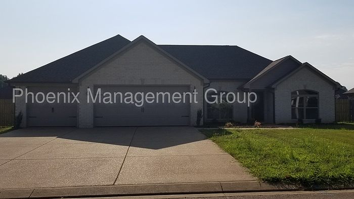 1st image of 24 Golden Brooke Dr