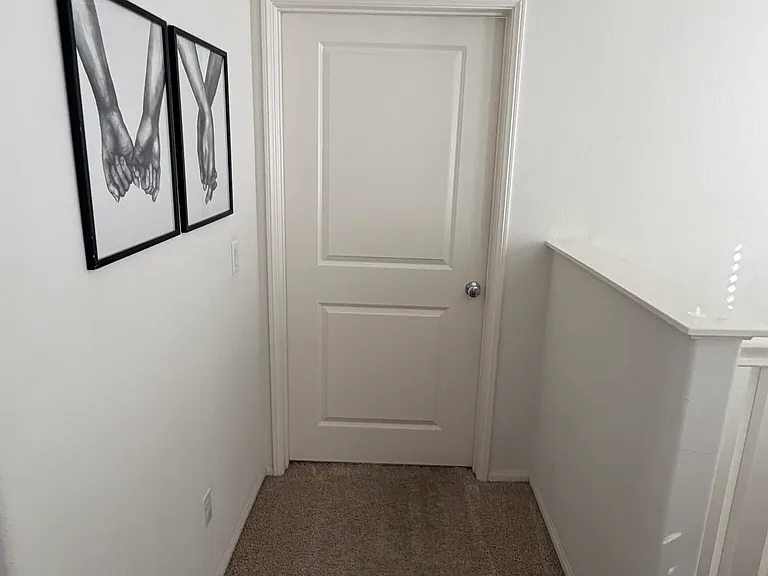 251 Saratoga Ct — Photo 23