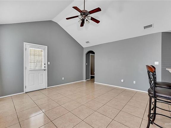5th image of 4720 Xanthisma Ave