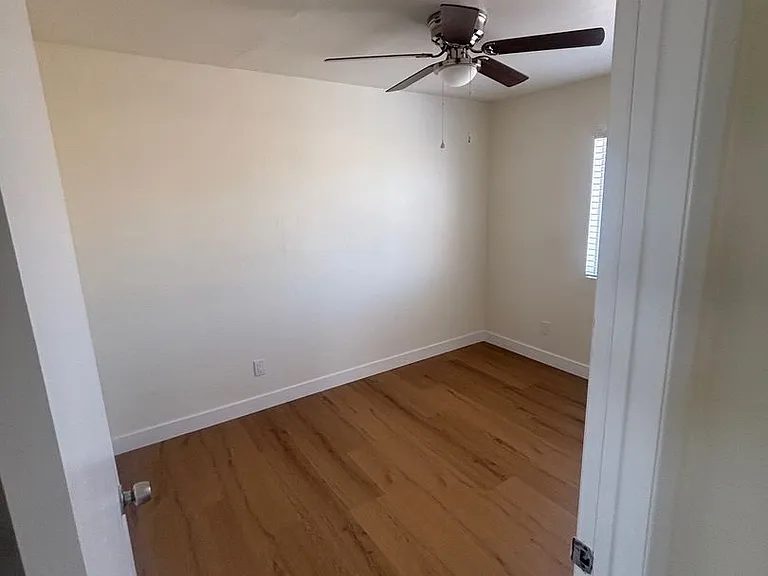7160 N 53rd Ave — Photo 24